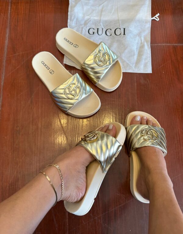 Slide Gucci Metálica Feminina