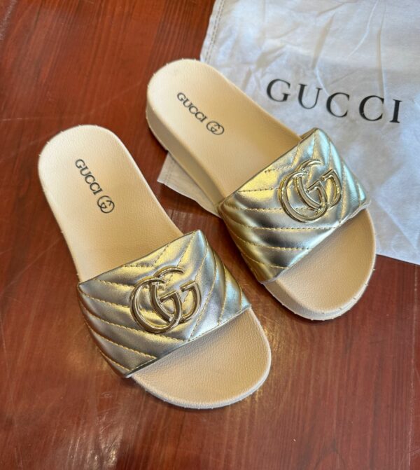 Slide Gucci Metálica Feminina