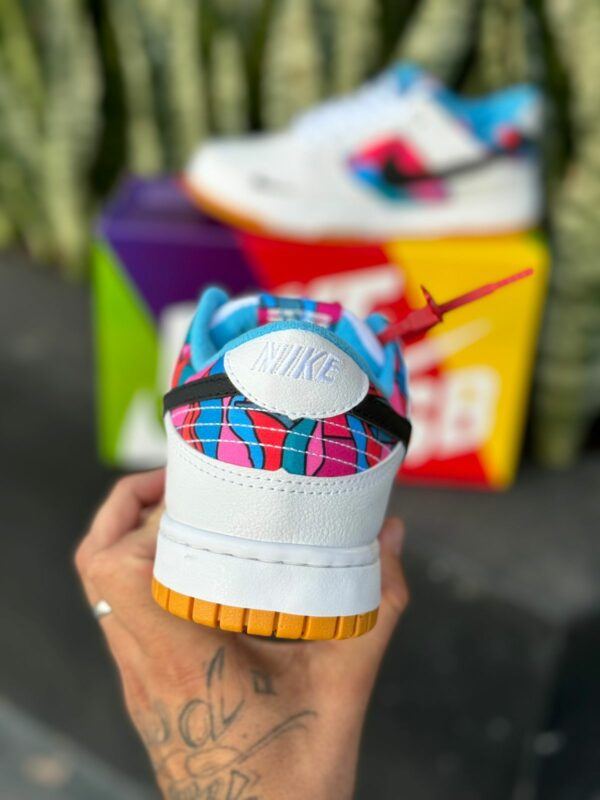 Tênis Nike SB Dunk Low Pro Feminino