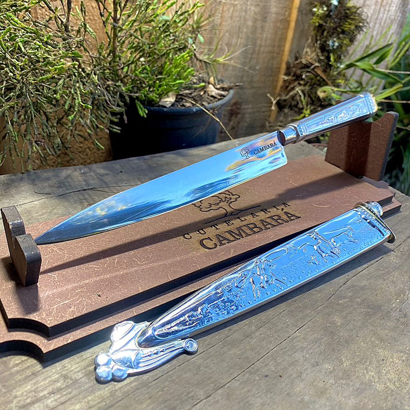 Descrição da Faca prateada 7